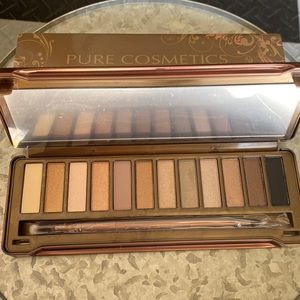 Pure cosmetics nude collection eyeshadow pallette